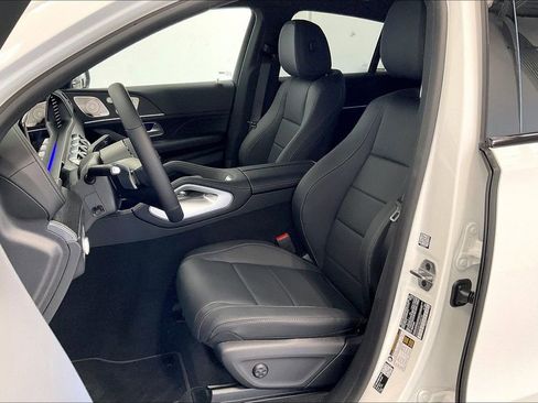 New 2026 Mercedes-Benz GLE 450 4MATIC Coupe image 9