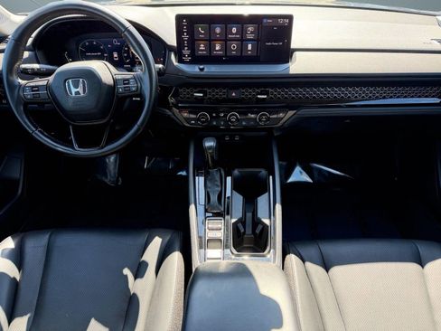 Used 2023 Honda Accord EX-L image 17