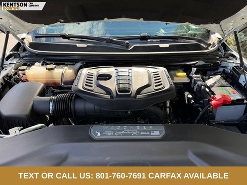 Used 2024 Jeep Grand Wagoneer L Series III AWD/4WD image 35