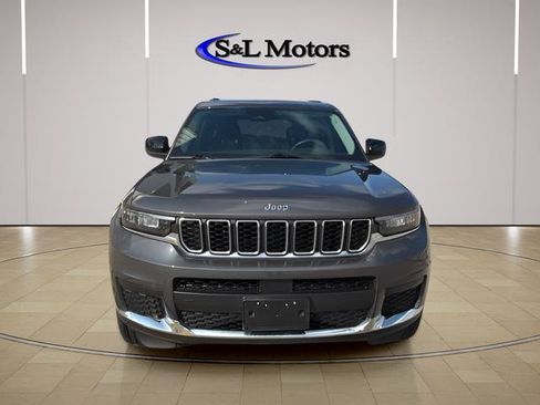 Used 2022 Jeep Grand Cherokee L Laredo w/ Luxury Tech Group I AWD/4WD image 2