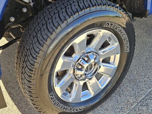 Used 2022 Ford F250 Platinum image 9