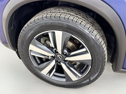 Used 2023 Nissan Rogue Platinum w/ Platinum Premium Package AWD/4WD image 34