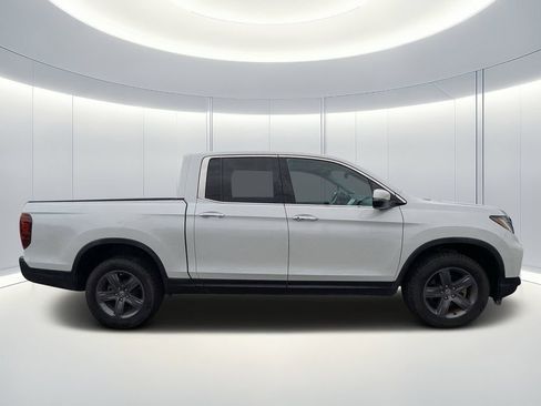 Used 2022 Honda Ridgeline RTL-E image 3