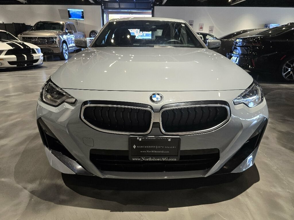 Used 2026 BMW 230i xDrive Coupe AWD/4WD image 2