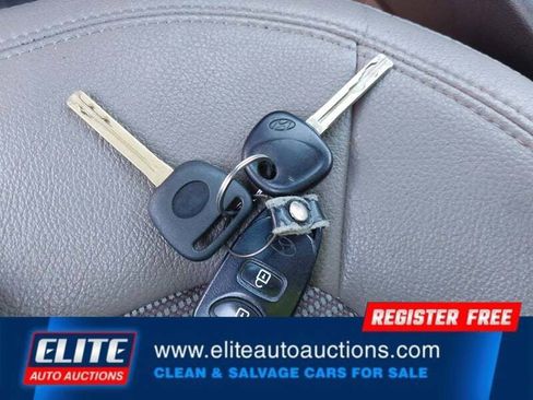 Used 2012 Hyundai Tucson GLS image 21