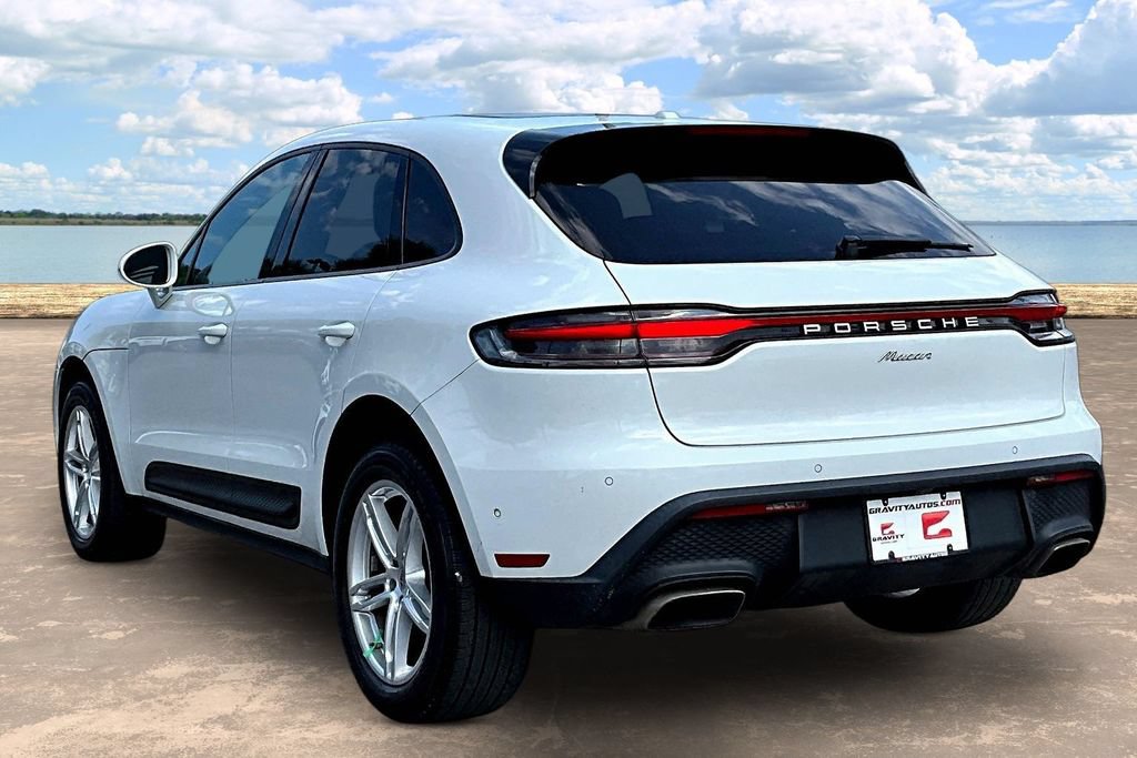 Used 2022 Porsche Macan AWD/4WD image 6