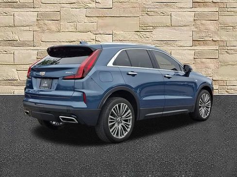 Certified 2024 Cadillac XT4 Premium Luxury w/ Technology Package AWD/4WD image 4