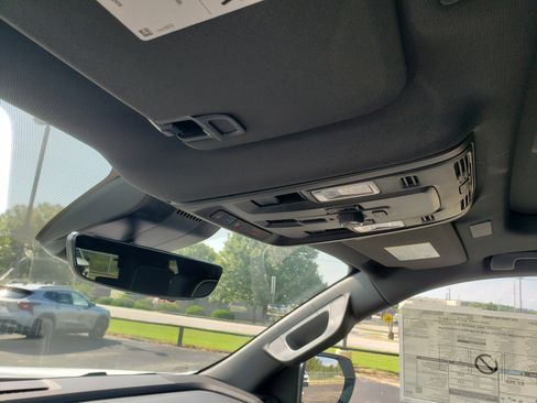 New 2025 Chevrolet Tahoe Premier image 39