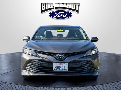 Used 2020 Toyota Camry LE FWD image 8
