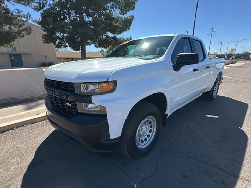 Used 2021 Chevrolet Silverado 1500 W/T w/ Trailering Package RWD image 9