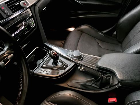 Used 2018 BMW M3 image 20