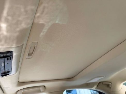 Used 2010 Lexus LS 460 AWD w/ Comfort Pkg image 30