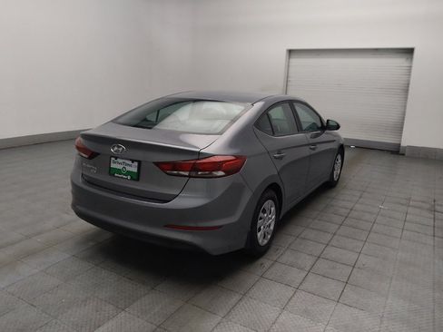 Used 2018 Hyundai Elantra SE FWD image 9