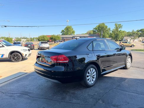 Used 2013 Volkswagen Passat 2.5 S FWD image 6