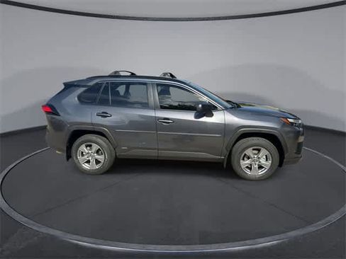 Used 2025 Toyota RAV4 LE image 9