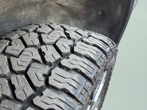 Used 2023 GMC Sierra 1500 Denali Ultimate image 35