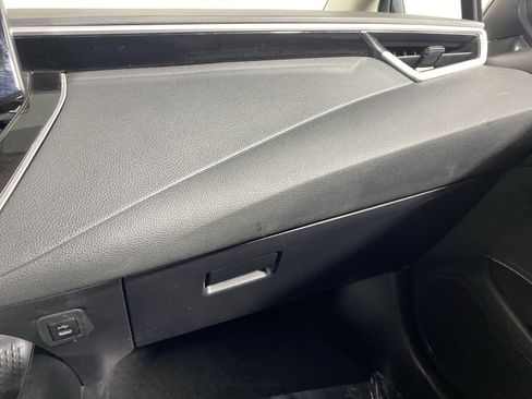 Used 2024 Toyota Corolla LE image 40