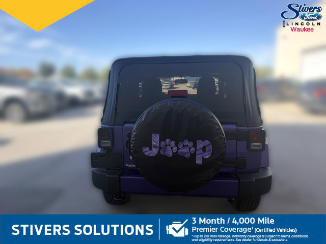Used 2018 Jeep Wrangler Sahara AWD/4WD image 8