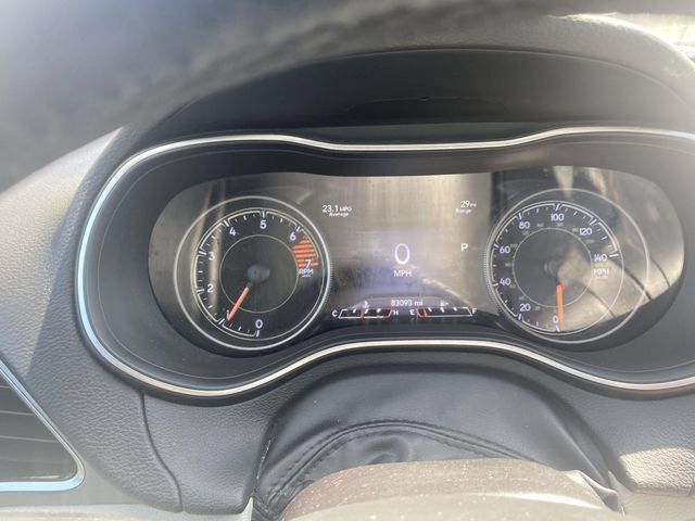 Used 2020 Jeep Cherokee Limited FWD image 14