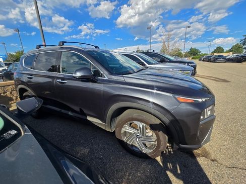 Used 2023 Hyundai Santa Fe SEL FWD image 17