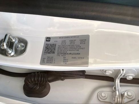 Used 2024 GMC Canyon Elevation w/ Convenience Package image 14