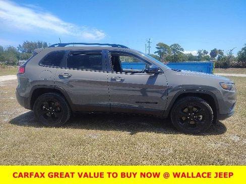 Used 2023 Jeep Cherokee Altitude Lux w/ Lux Elite Package AWD/4WD image 6