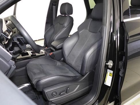 Used 2022 Audi SQ5 Premium Plus w/ Premium Plus Package image 22