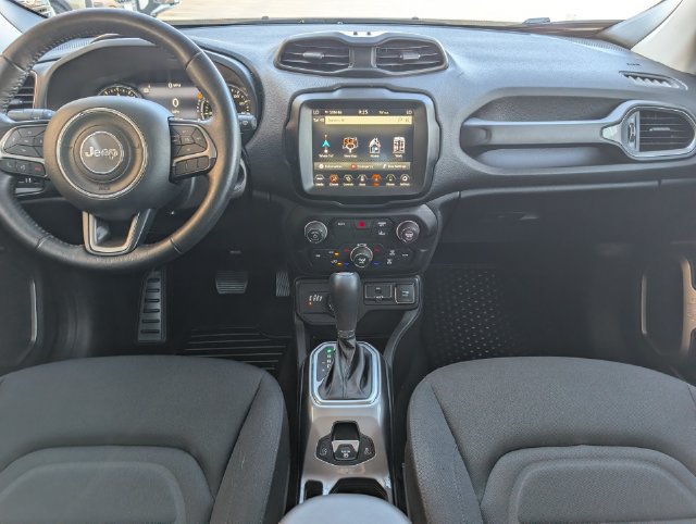 Used 2022 Jeep Renegade Latitude w/ Convenience Group AWD/4WD image 24