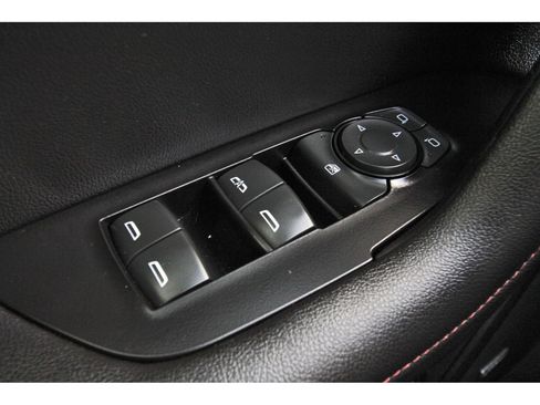 Used 2023 Chevrolet Blazer RS w/ Enhanced Convenience Package image 23