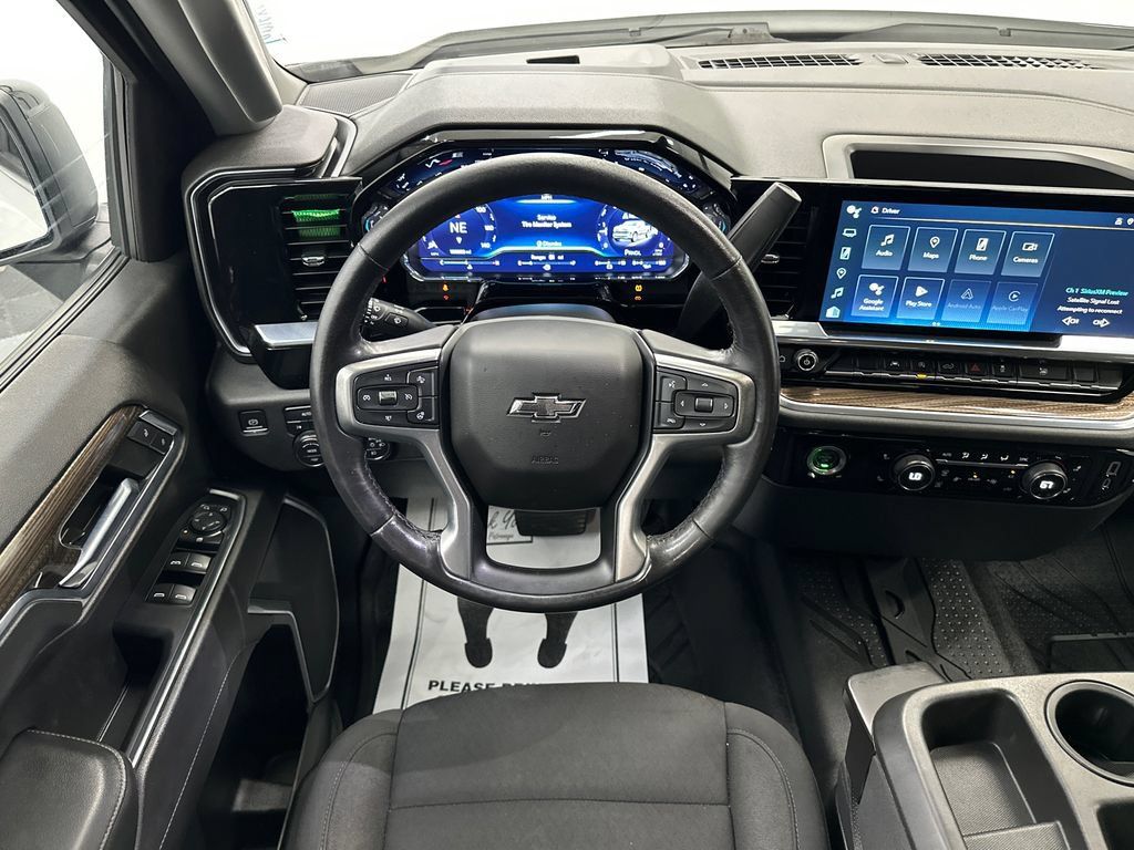 Used 2022 Chevrolet Silverado 1500 RST AWD/4WD image 23