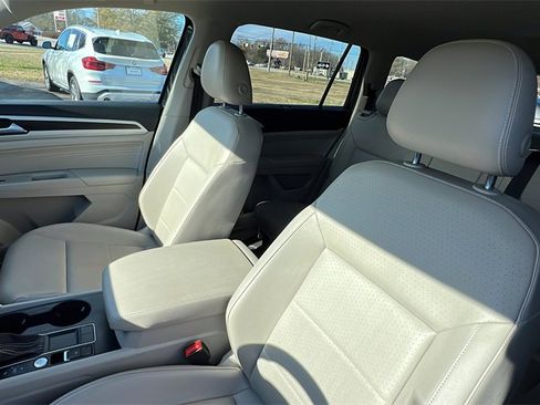 Used 2022 Volkswagen Atlas SE image 15