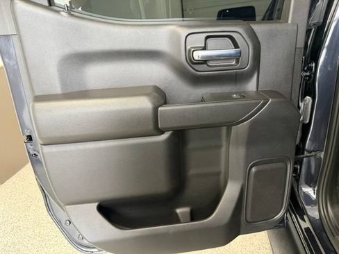 Used 2023 Chevrolet Silverado 1500 Custom AWD/4WD image 22