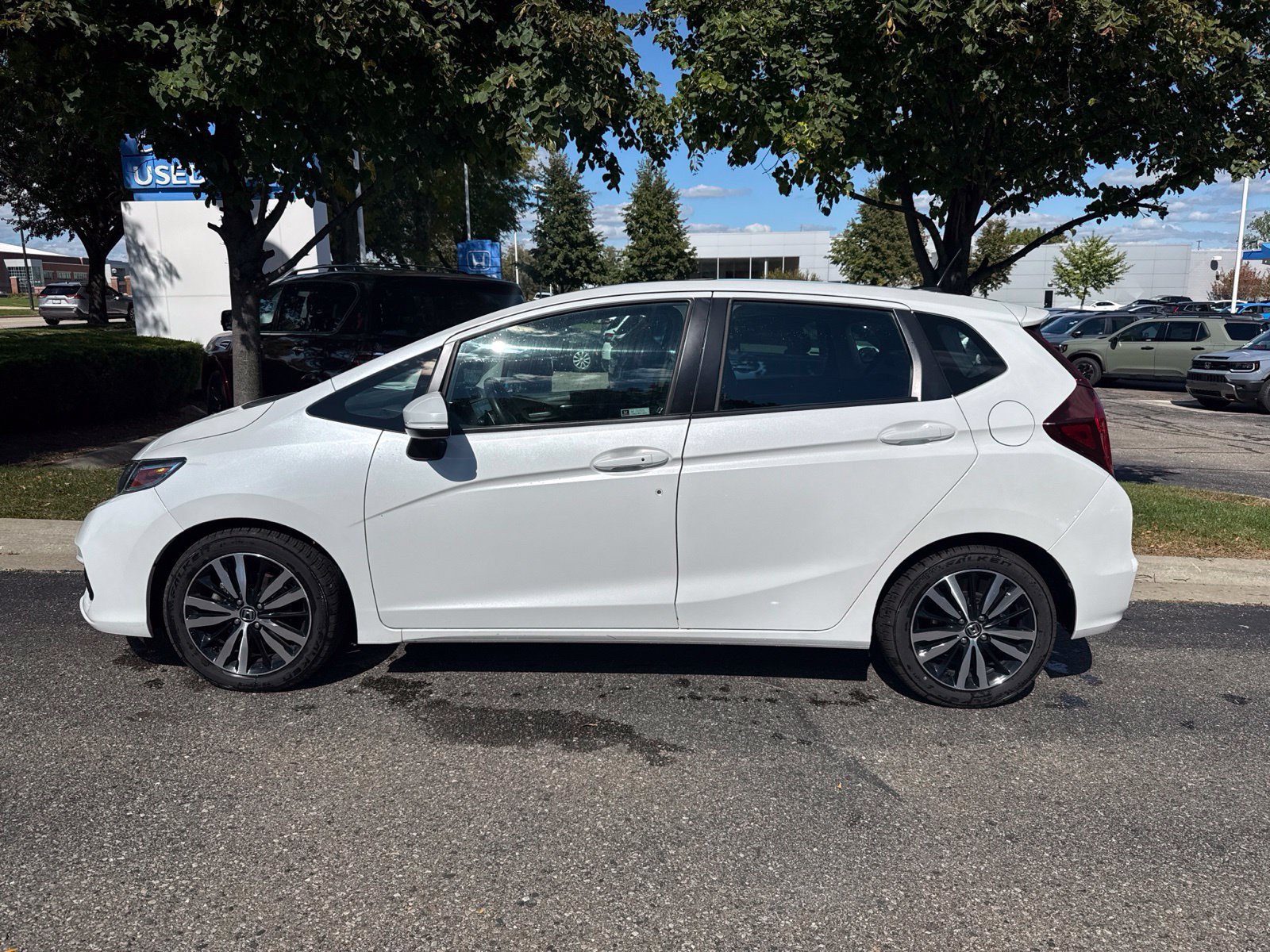 Used 2019 Honda Fit EX image 2