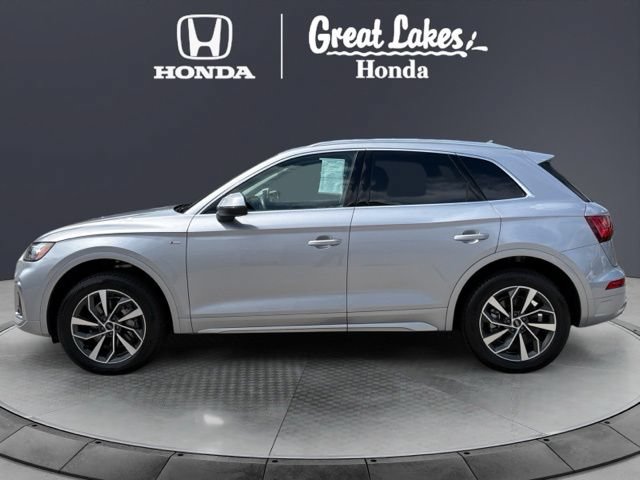 Used 2024 Audi Q5 2.0T Premium Plus w/ Premium Plus Package AWD/4WD image 3
