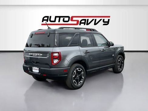 Used 2024 Ford Bronco Sport Outer Banks w/ Tech Package image 7