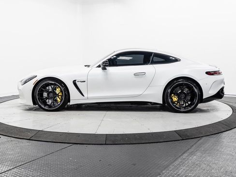 Used 2025 Mercedes-Benz AMG GT 63 image 4