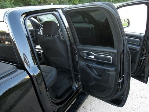 Used 2020 RAM 1500 Big Horn AWD/4WD image 25
