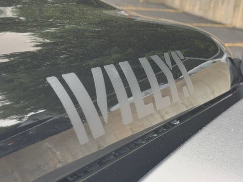 Certified 2024 Jeep Wrangler Sport AWD/4WD image 27