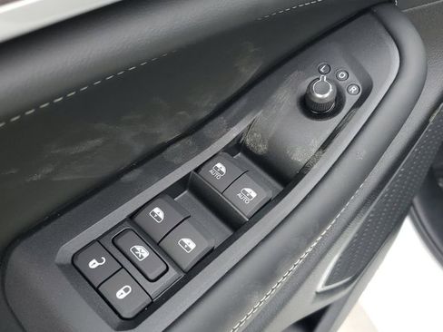 New 2026 Jeep Grand Cherokee L Limited image 23