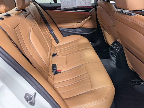 Used 2020 BMW 530i xDrive w/ Premium Package AWD/4WD image 39