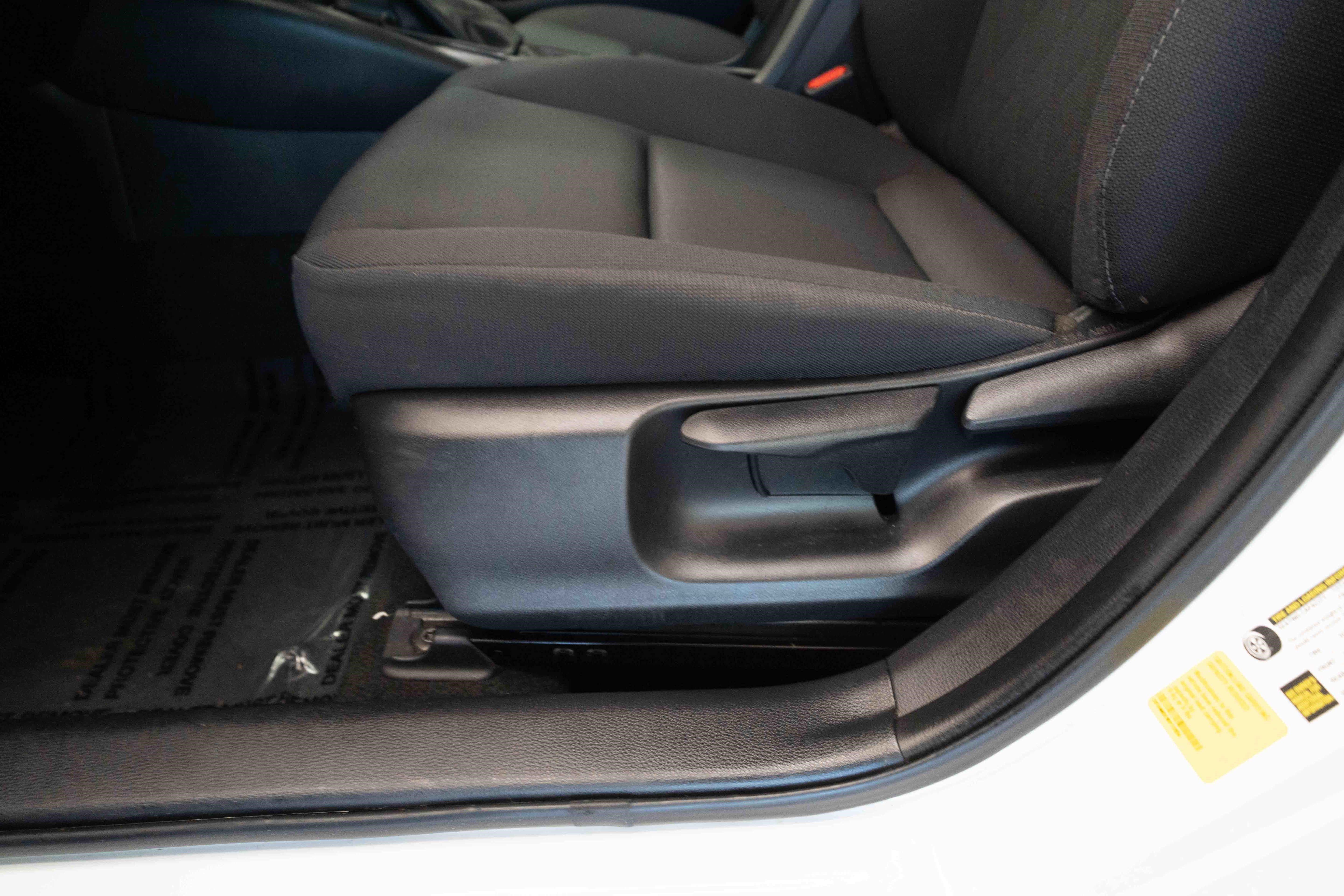 Used 2024 Toyota Corolla LE FWD image 12