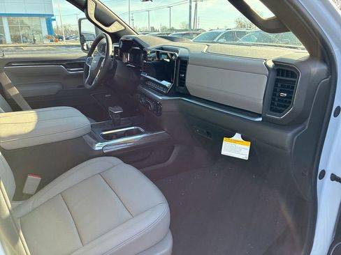 New 2026 Chevrolet Silverado 1500 LTZ w/ LTZ Premium Package image 39