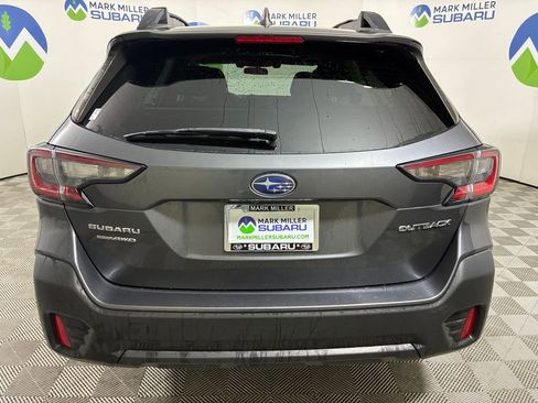 Used 2022 Subaru Outback Premium image 6