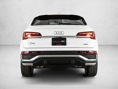 Certified 2025 Audi Q5 2.0T Premium image 7