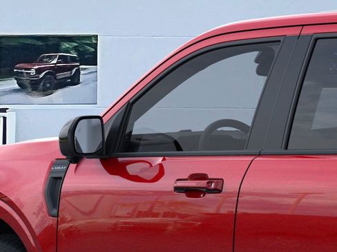 New 2025 Ford Maverick Lariat w/ Black Appearance Package image 21