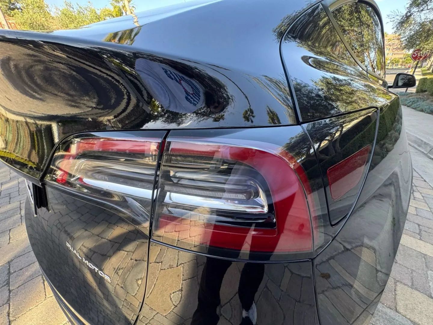 Used 2021 Tesla Model Y Long Range AWD/4WD image 29