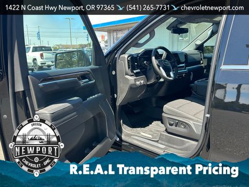 New 2026 GMC Sierra 1500 SLE w/ X31 Off-Road Package AWD/4WD image 12
