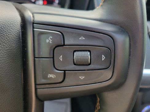 Used 2023 GMC Yukon XL AT4 w/ AT4 Premium Package AWD/4WD image 19