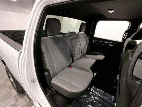 Used 2024 RAM 2500 Big Horn AWD/4WD image 25