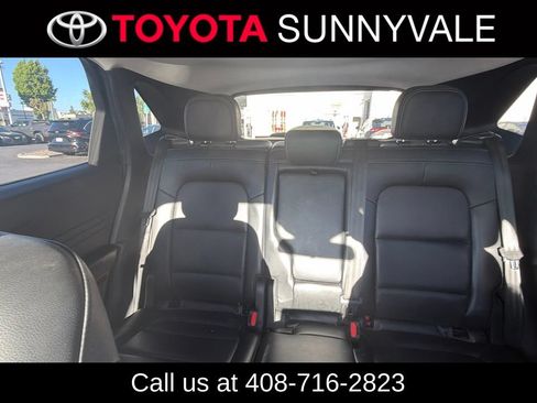 Used 2022 Ford Escape SEL w/ Technology Package FWD image 5